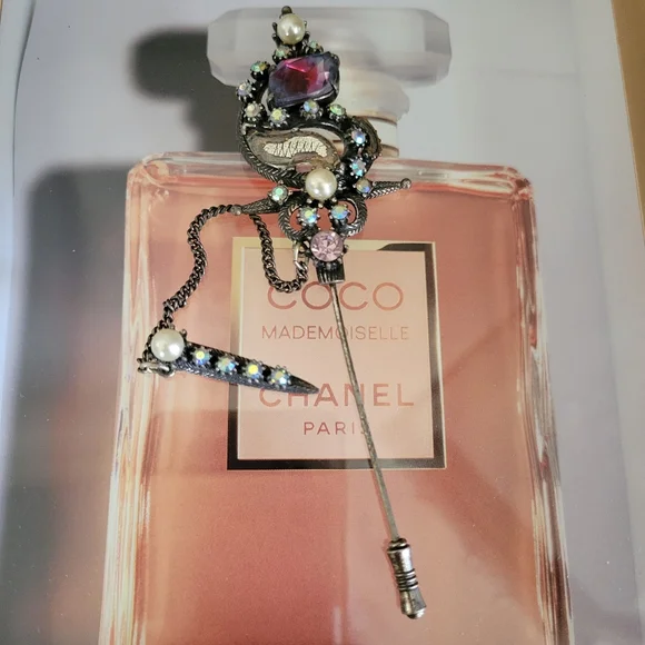 Florenza Hat Pin Stick Pin ~ Vintage ~ Victorian Revival ~ Rhinestones ~ Flaws - Picture 8 of 16